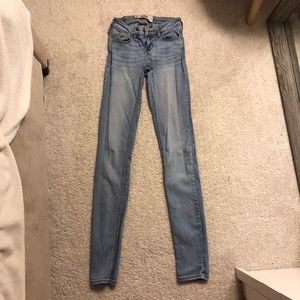 Hollister Light Washed - Super Skinny Jeans